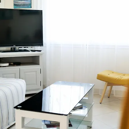 Grande Maison De Vacances Entre Foret Marais Et Ocean 10 Pers